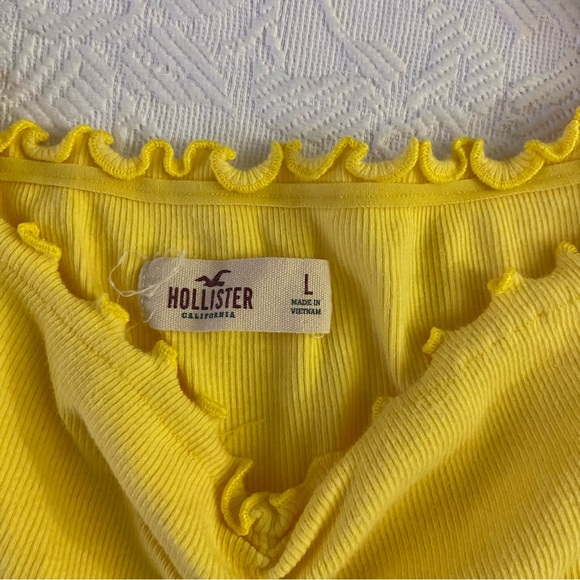 Off the shoulder top - Picture 2 of 5